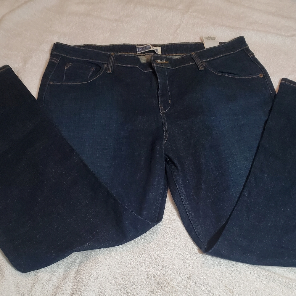 Levi signature Jean's midrise,bootcut size 18m